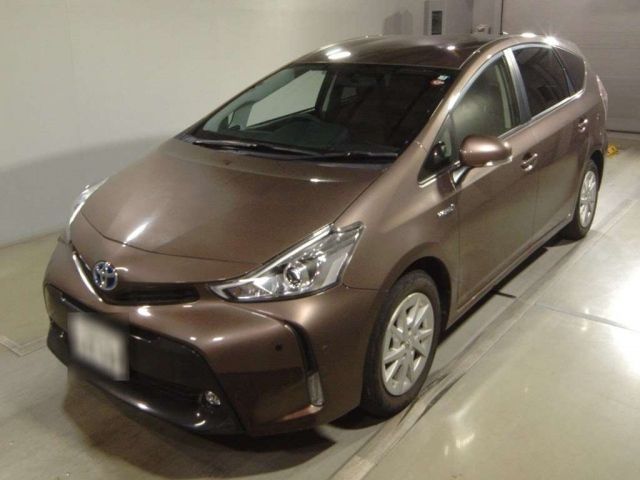 88 Toyota Prius alpha ZVW41W 2015 г. (TAA Tohoku)